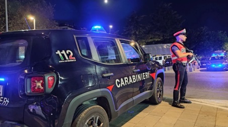 Movida violenta in Calabria. Rissa durante la movida in città, arrestate due persone  Nel corso dell’intervento i militari sono stati vittima di affronti fisici, minacce e frasi oltraggiose da parte dei due fermati