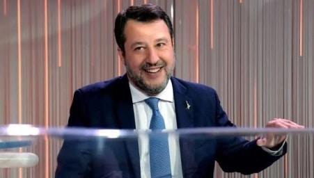 Musolino (Pd), “Il vero progetto del ministro Salvini sul “Ponte” è chiaro da tempo: non è un’opera ingegneristica ma un feticcio politico/ideologico” È noto, infatti, che sono previsti un milione di euro l'anno per sette anni solo per la comunicazione istituzionale; un dispendio di soldi pubblici finalizzato a far assimilare anche ai più riottosi la "Grande Opera" più indigesta al mondo