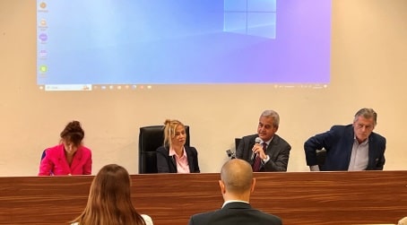 Reinserimento sociale e lavorativo: la Calabria traccia la strada per ridurre la recidiva L'incontro, presieduto dall'Assessore alle Politiche Sociali Caterina Capponi, segna un ulteriore passo in avanti verso la creazione di percorsi integrati che favoriscano il ritorno alla vita sociale