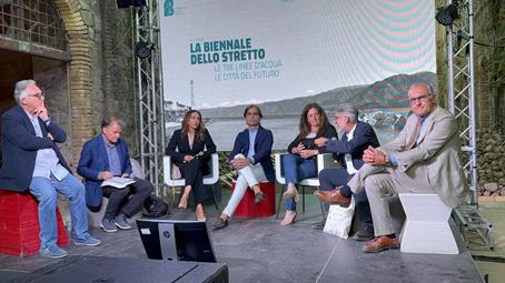 Biennale dello Stretto, Falcomatà: “Una grande occasione, un punto di vista nuovo sulle politiche di sviluppo del territorio” Nel corso dell'incontro tenutosi a Forte Siacci il primo cittadino ha parlato del lavoro per la candidatura di Reggio Calabria a Capitale della Cultura 2024