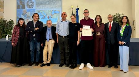 Al Liceo Scientifico “A. Volta” di Reggio Calabria, la cerimonia di premiazione del Premio di Studio Girolamo Tripodi Il prossimo appuntamento è fissato per sabato 19 ottobre con la consegna delle borse di studio agli studenti premiati delle scuole medie e superiori di Polistena