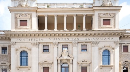 La Cittadella dell’Immacolata alla Pontificia Università Gregoriana di Roma La giornata vedrà la partecipazione di padre Gaetano Lombardo, che presenterà il progetto della Cittadella, fondato dal sacerdote reggino padre Santo Donato