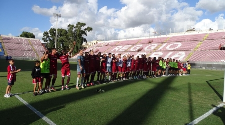 Domenica la Reggina contro l’Acireale con un solo obiettivo ottenere la vittoria  La squadra di Mister Pergolizzi deve assolutamente conquistare i tre punti in palio in modo da non perdere terreno dalla zona alta della classifica