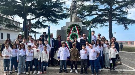 Rosarno, celebrazione in memoria dei caduti della Prima guerra mondiale Il sindaco di Rosarno, Pasquale Cutrì, e l’intera amministrazione comunale annunciano che nella mattinata di oggi, in onore della Giornata dell’Unità nazionale e delle Forze Armate