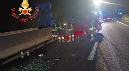 Terribile scontro sulle strade in Calabria tra due auto, quattro i feriti tra cui due bambini