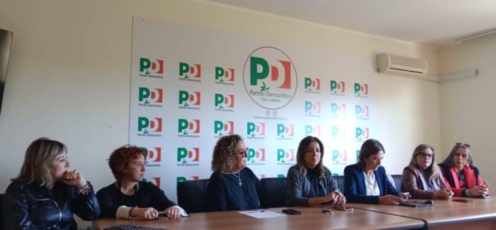 Conferenza stampa del partito democratico sulla violenza di genere