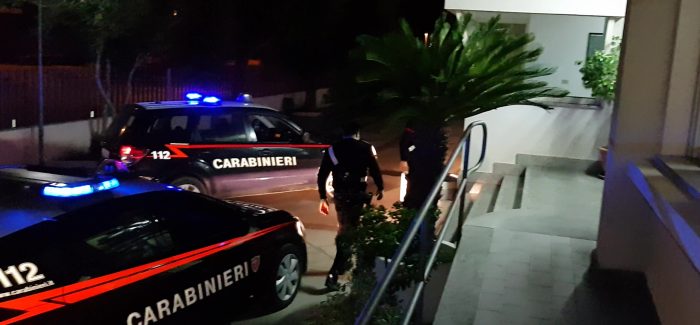 SANT’AGATA DEL BIANCO, 69ENNE ARRESTATO DAI CARABINIERI: TROVATO CON UN FUCILE CON MATRICOLA ABRASA E 67 CARTUCCE