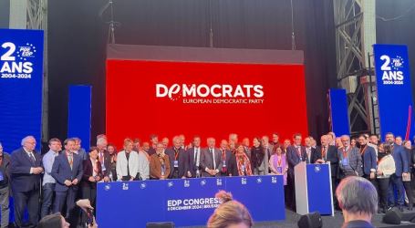 A Bruxelles, al Congresso del Partito Democratico Europeo (PDE), un omaggio per fine mandato  al calabrese Giuseppe Varacalli Componente del Comitato delle Regioni, ex Sindaco di Gerace ed oggi Capogruppo consiliare di maggioranza in seno al Civico consesso della “Città dello Sparviero”