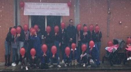 All’Istituto comprensivo “M. Bello-Pedullà” ad Agnana di Siderno, la Giornata delle persone con disabilità Molte le iniziative, all’interno delle classi del plesso di Agnana e della scuola primaria M. Bello, per consolidare la cultura dello “stare bene Insieme”. Gli alunni, guidati dai loro docenti, hanno completato l’albero dell’Inclusione