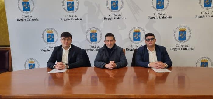 “Christmas Soccer Cup”, a palazzo San Giorgio la presentazione del torneo giovanile di Calcio a 5 La manifestazione sportiva animerà il Reggio Village nelle giornate del 27 e 28 dicembre