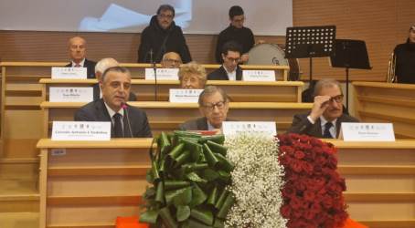 Vibo Valentia, intitolazione dell’Aula Consiliare al compianto senatore Antonino Murmura L’intervento del presidente della Provincia di Vibo, Corrado Antonio L’Andolina