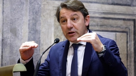 Tirocinanti, Tridico (M5S) al governo Meloni: “Passi avanti per i lavoratori precari calabresi, ma urgono i fondi nella Manovra” Il governo non volti le spalle ai lavoratori che nel territorio calabrese hanno a lungo contribuito al funzionamento della pubblica amministrazione