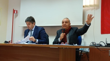 «L’Asp di Vibo non rispetta i Dca e licenzia i lavoratori anziché assumerli a tempo indeterminato» Vertenza infermieri e Oss, Raffaele Mammoliti e Antonio Lo Schiavo