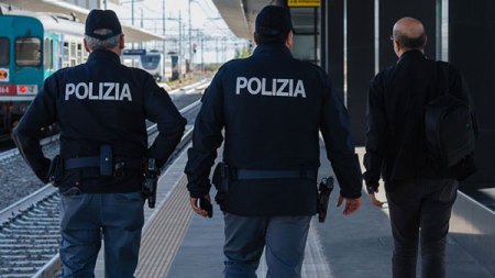 La Polizia ferroviaria rintraccia una persona di 48 anni scomparsa in Calabria Lo scorso 17 gennaio scorso si era volontariamente allontanato dalla comunità terapeutica, dove era in cura, non dando più notizie di sé e destando forte preoccupazione nei familiari