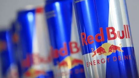 RedBull “vuole” il calcio italiano: l’impatto sulla Serie A La notizia dell’interesse di Red Bull come potenziale main sponsor del Como è nell’aria da diverse settimane e ha fatto seguito al potenziale ingresso della società austriaca nella compagine societaria di altre società di Serie A